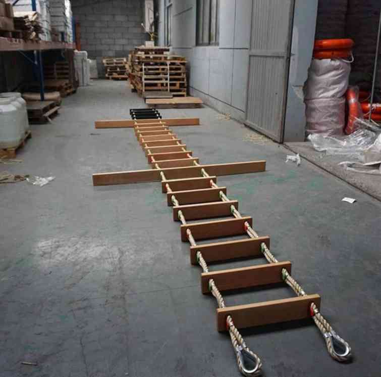 Pilot Ladder/ Tangga Pandu